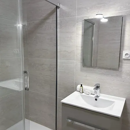 Brand-new With Eiffel Tower View *