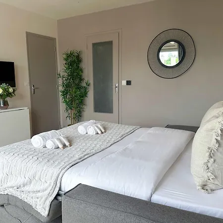 Apartment Brand-new With Eiffel Tower View *